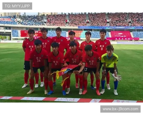 围绕淮安队足球首发阵容全面深度解析球队战术体系与攻防亮点